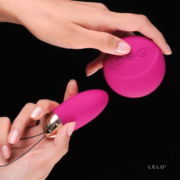 LELO - OEUF DE MASSAGE CERISE LYLA 2 INSIGNIA DESIGN EDITION